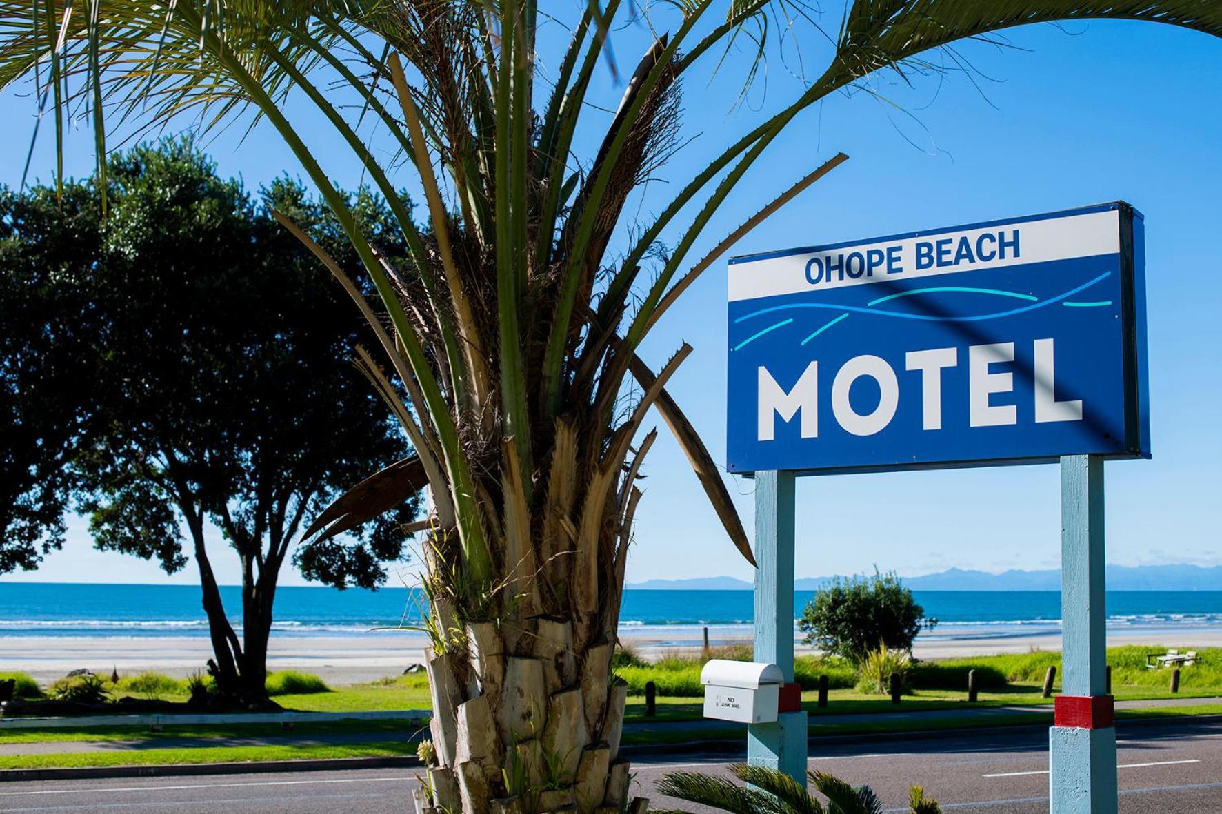 Ohope Beach Motel Exterior photo