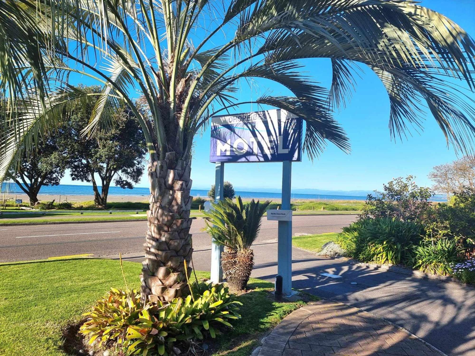 Ohope Beach Motel Exterior photo